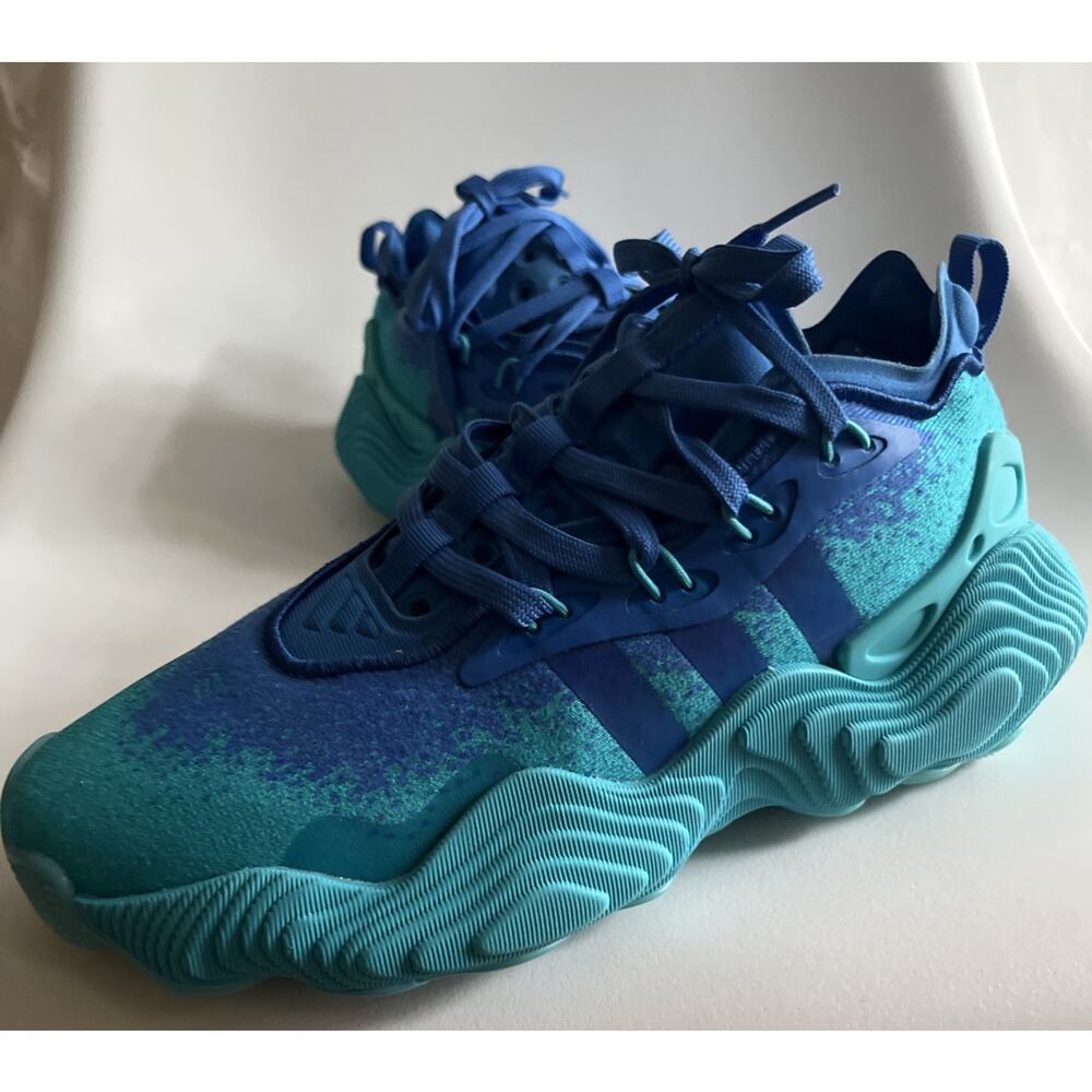 Adidas Trae Young 3 Basketball Shoes – New – Size 5Y (Fits Women’s 7) Lucid Cyan